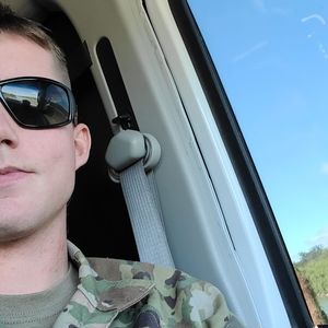 Meet your Posher, Hunter